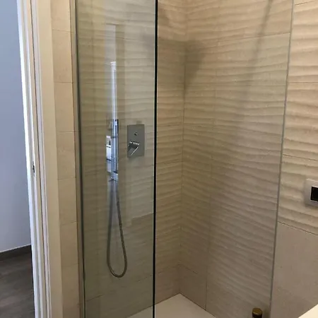 Pieno Centro, Due Passi Dal Mare E 180mq Terrazza * Pescara