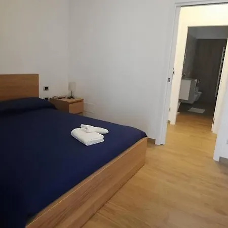 Pieno Centro, Due Passi Dal Mare E 180mq Terrazza Pescara